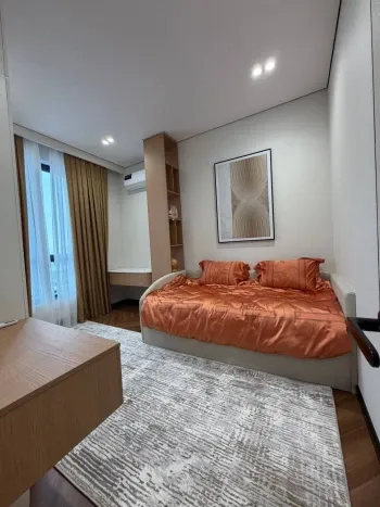 172 м², 5-комн. квартира, 4/14-2