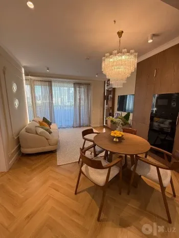 54 м², 2-комн. квартира, 7/27-3
