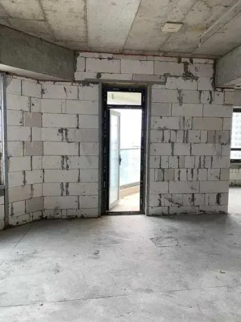 112 м², 4-комн. квартира, 18/25-3