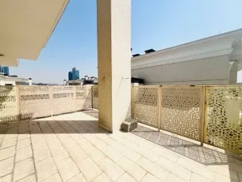 94 м², 4-комн. квартира, 7/7-2