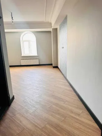 185 m², 5-xonali kvartira, 6/7-3