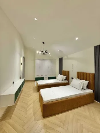 162 м², 5-комн. квартира, 9/10-1