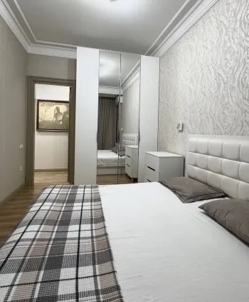 90 м², 3-комн. квартира, 4/9-2