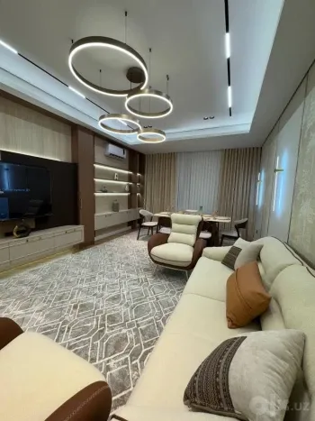 151 m², 5-xonali kvartira, 5/10-0