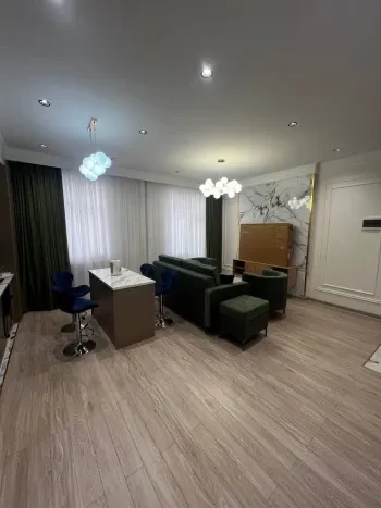 77 м², 3-комн. квартира, 3/8-1