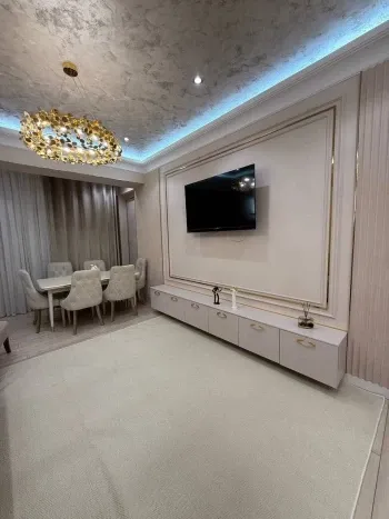 80 м², 3-комн. квартира, 3/10-0