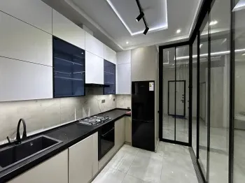 110 м², 3-комн. квартира, 3/12-3