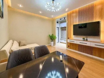 42 м², 2-комн. квартира, 1/9-2