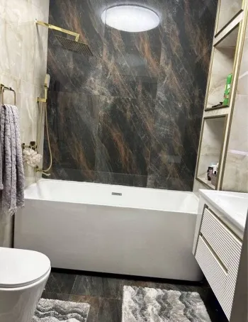 130 м², 3-комн. квартира, 3/12-2