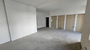 80 м², 2-комн. квартира, 6/8-3