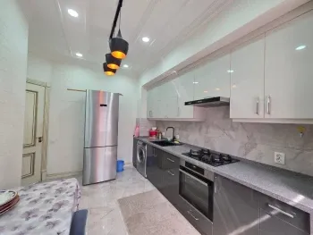 90 м², 3-комн. квартира, 4/10-1