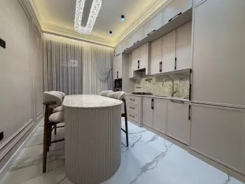 147 м², 4-комн. квартира, 6/8-1