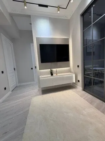 74 м², 3-комн. квартира, 2/9-1