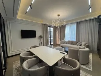 173 м², многокомнатная квартира, 9/10-0