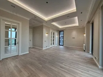 181 м², 4-комн. квартира, 10/12-0