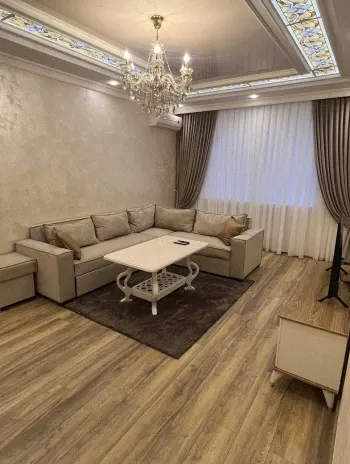 90 м², 3-комн. квартира, 4/6-2