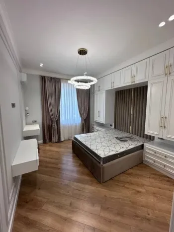 140 м², 3-комн. квартира, 10/11-0