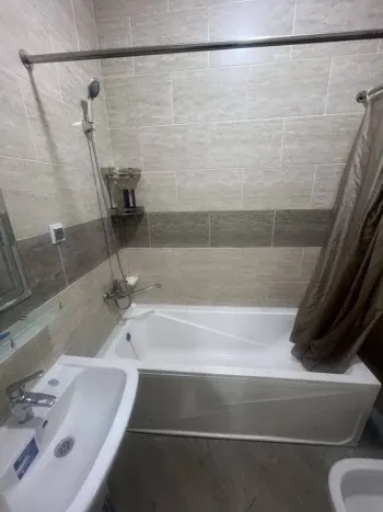 75 м², 3-комн. квартира, 8/9-3