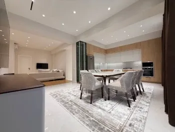 127 м², 3-комн. квартира, 3/7-0