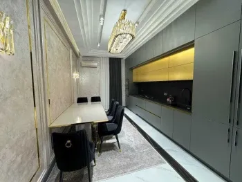 160 м², 3-комн. квартира, 6/8-3