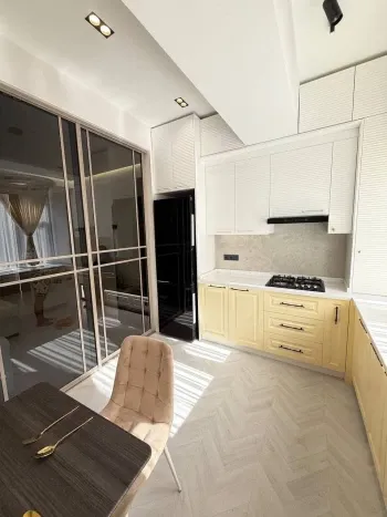 85 м², 4-комн. квартира, 5/9-3