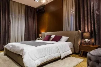250 м², 4-комн. квартира, 1/8-2