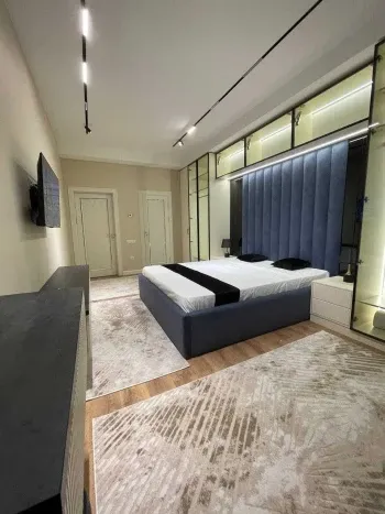 115 м², 4-комн. квартира, 3/8-2