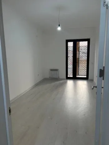75 м², 3-комн. квартира, 8/9-0