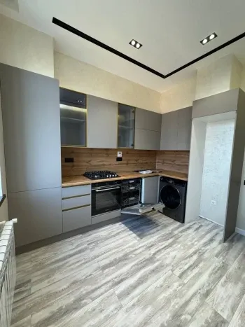 100 м², 4-комн. квартира, 7/9-2