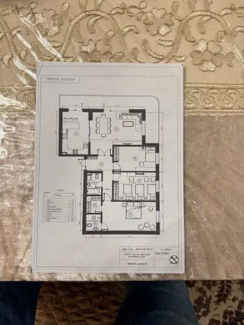 130 м², 4-комн. квартира, 3/16-1