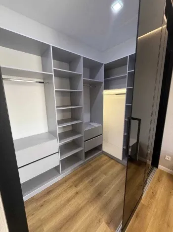 112 м², 3-комн. квартира, 6/25-2