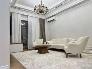 90 м², 3-комн. квартира, 3/7-1