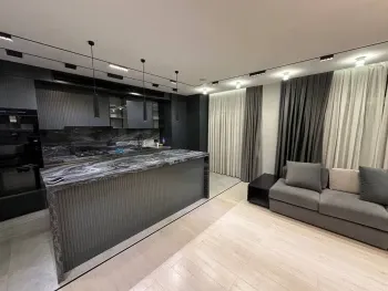 130 м², 3-комн. квартира, 12/13-1