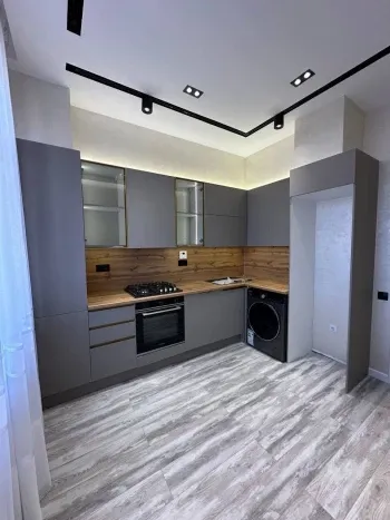 100 м², 4-комн. квартира, 7/9-2