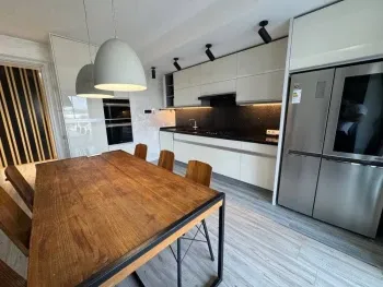 162 м², 4-комн. квартира, 4/10-3