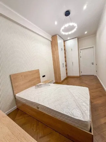 75 м², 3-комн. квартира, 8/8-3