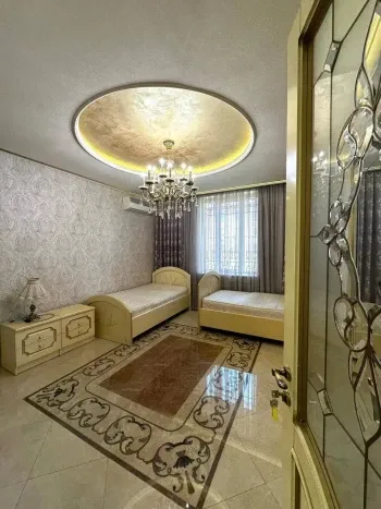 132 м², 3-комн. квартира, 5/6-2