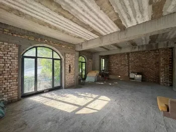115 м², 5-комн. квартира, 1/8-2