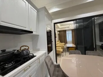 100 м², 3-комн. квартира, 7/10-2
