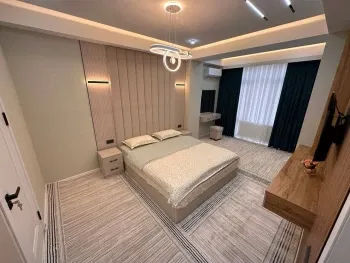 90 м², 3-комн. квартира, 4/10-1