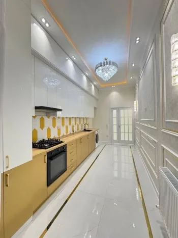 155 m², 5-xonali kvartira, 8/8-1