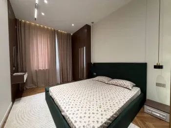 100 м², 4-комн. квартира, 6/10-3