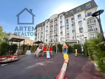 85 м², 3-комн. квартира, 3/7-0