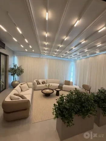 370 м², 5-комн. квартира, 2/12-1