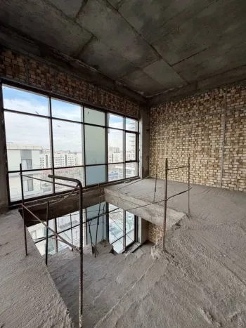 237 м², 5-комн. квартира, 8/9-3