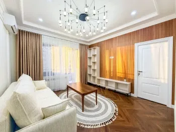 100 м², 4-комн. квартира, 5/9-2