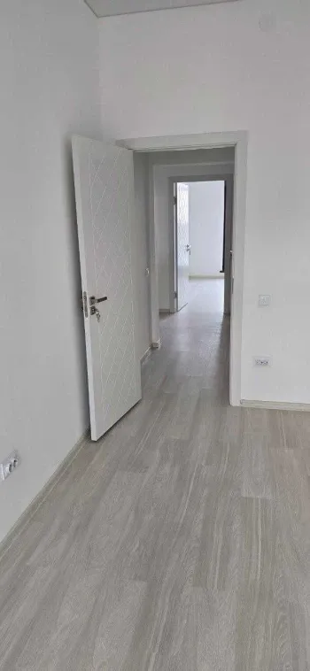 75 м², 3-комн. квартира, 4/9-3