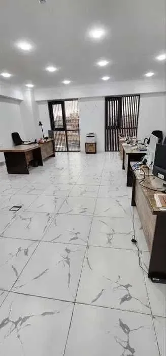 117 m², 4-xonali kvartira, 4/25-0