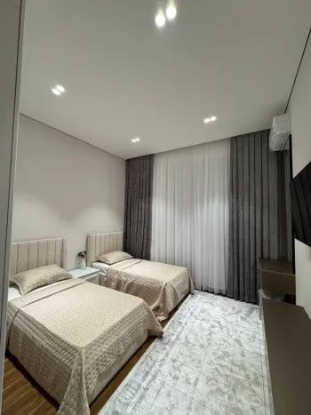 100 m², 4-xonali kvartira, 6/8-3