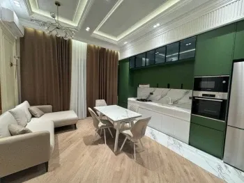 82 м², 2-комн. квартира, 2/10-0